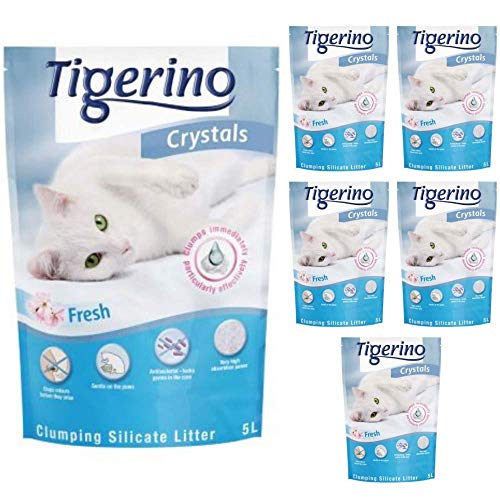 Tigerino Crystals Katzenstreu aus klumpendem Silicat 30 l Duft Babypuder antibakteriell Einweg- und hypoallergen mit Geruchskontrolle inkl. 4 5 cm Langer Katzenminze-Ball