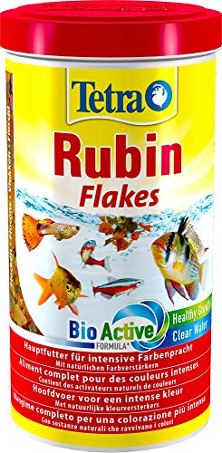  Rubin Flakes   in Flockenform mit natürlichen Farbverstärkern unterstützt eine intensive Farbenpracht der Fische 1 Liter Dose
